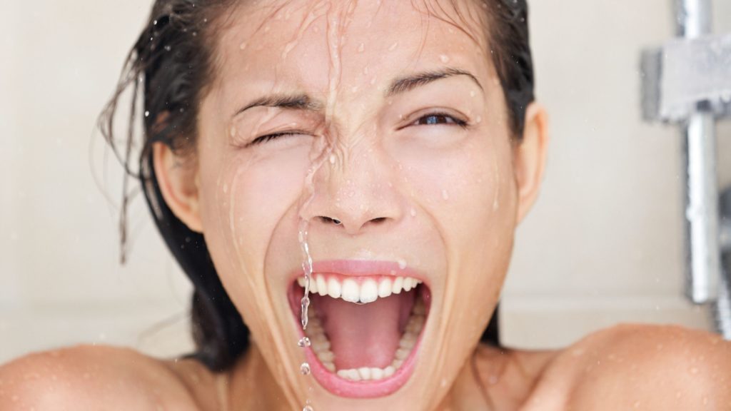 Astuces pour profiter bienfaits douche froide