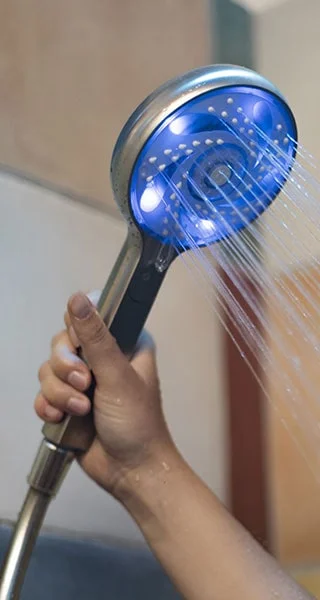 The blue Aloé showerhead